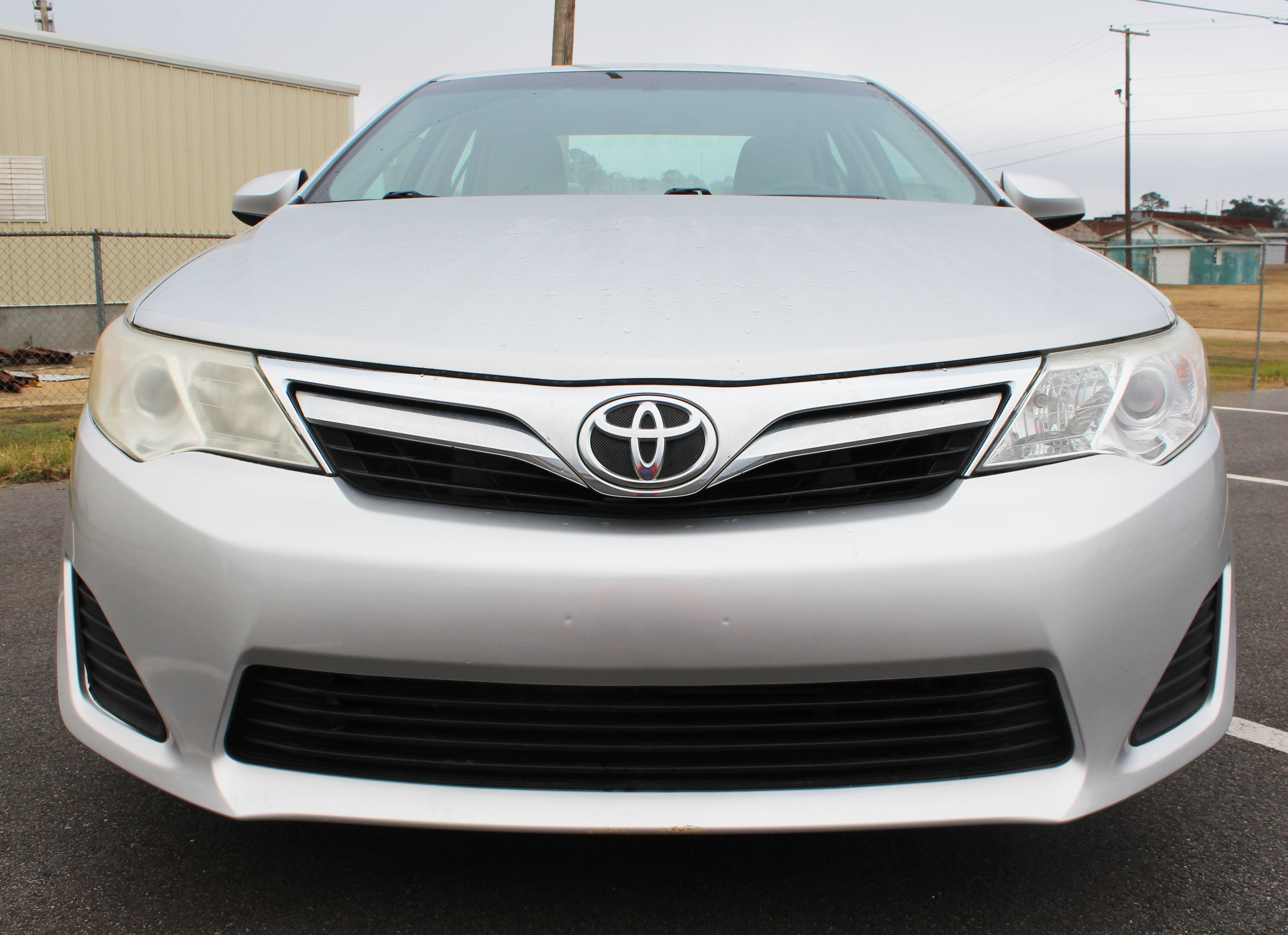 Vehicle image 14 of 52