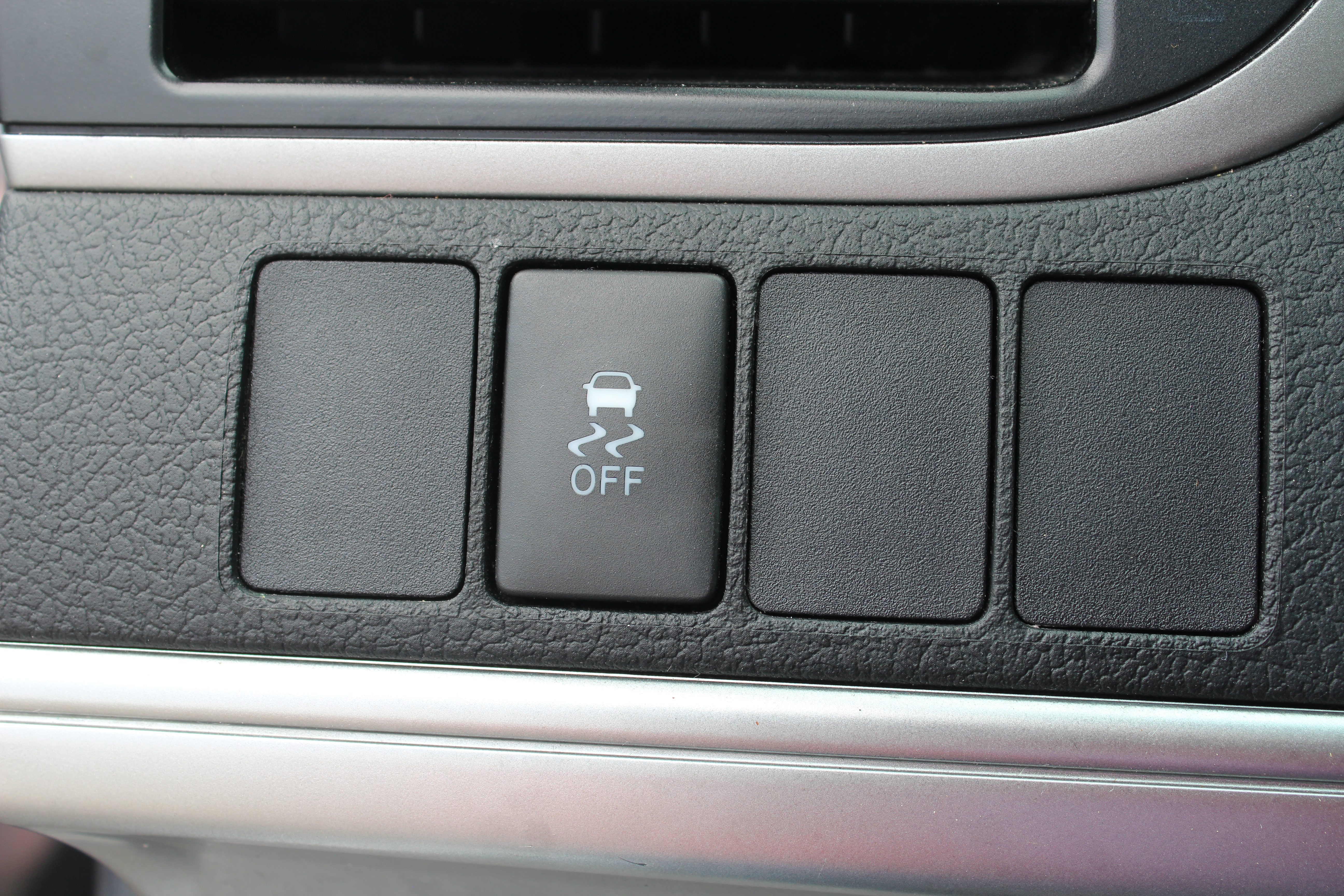 Vehicle image 23 of 52