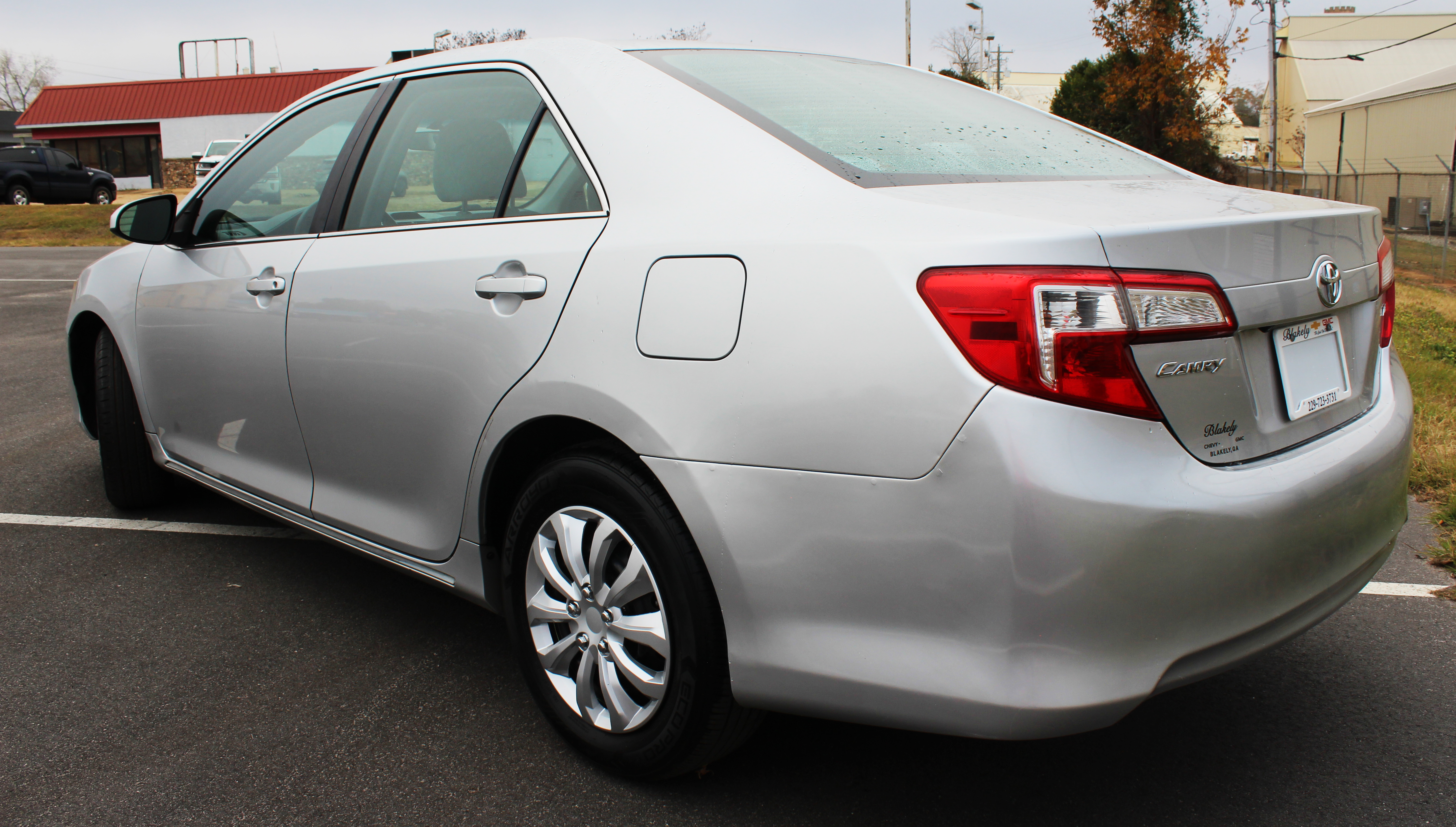 Vehicle image 11 of 52