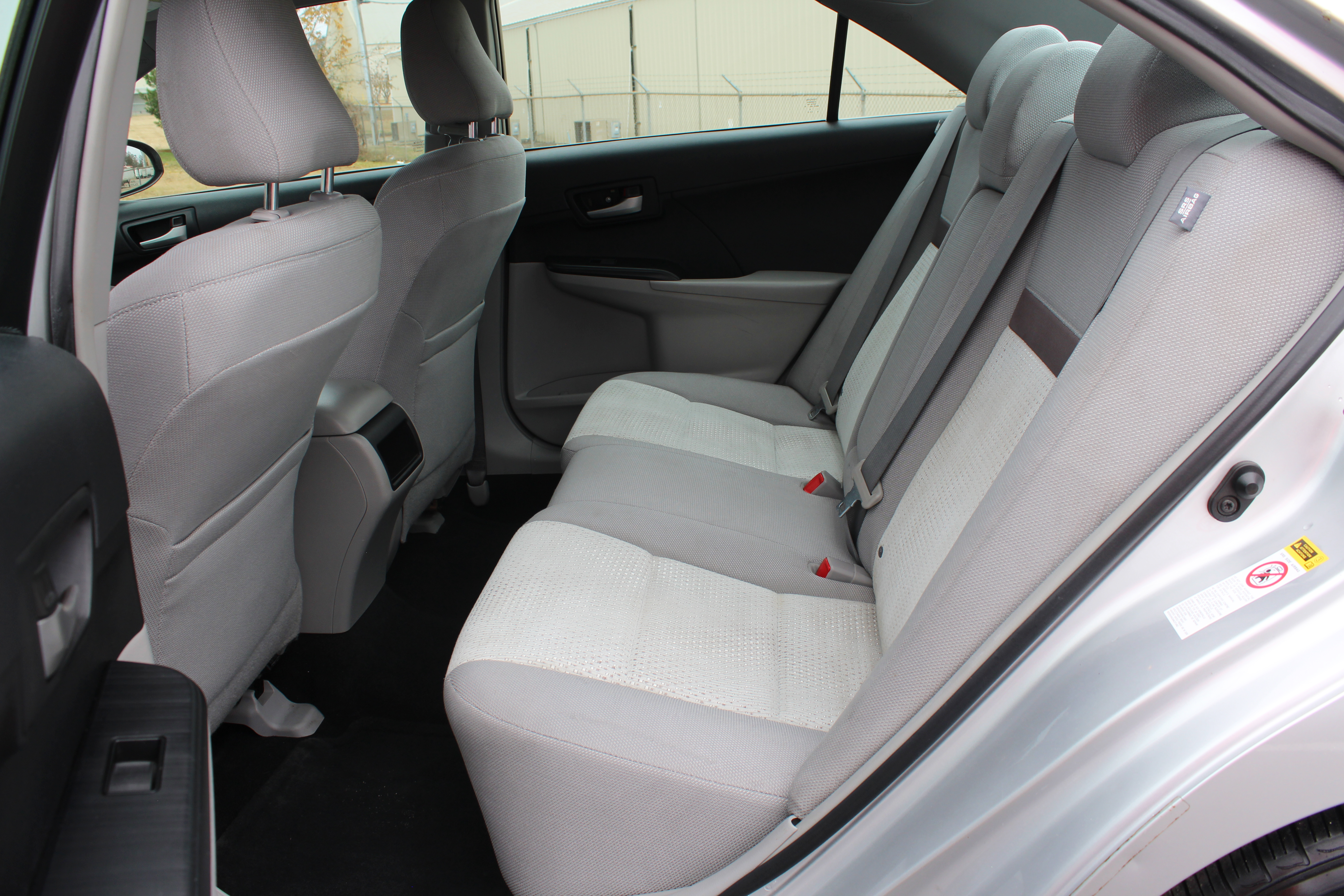 Vehicle image 36 of 52