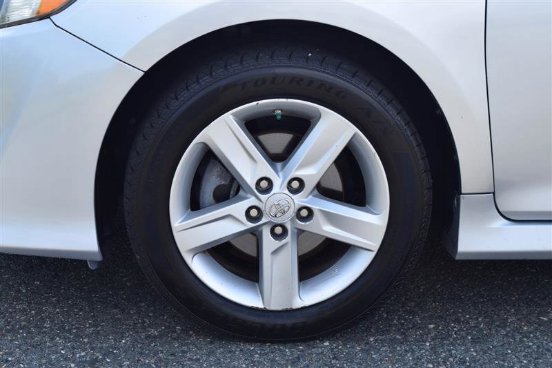 Vehicle image 11 of 36