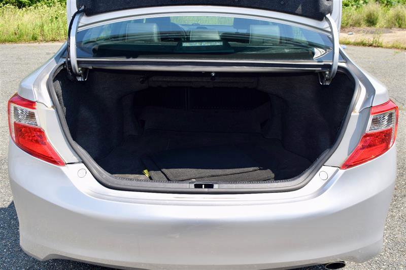 Vehicle image 18 of 36