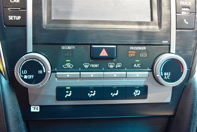 Vehicle image 26 of 36