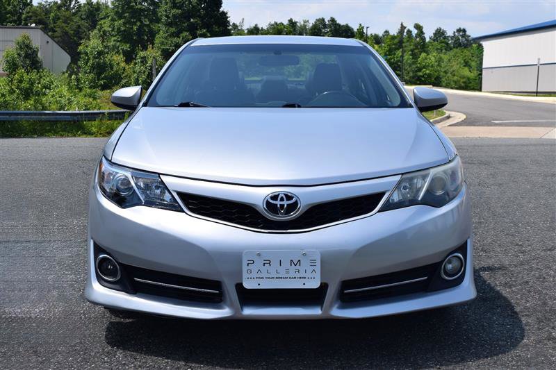 Vehicle image 2 of 36