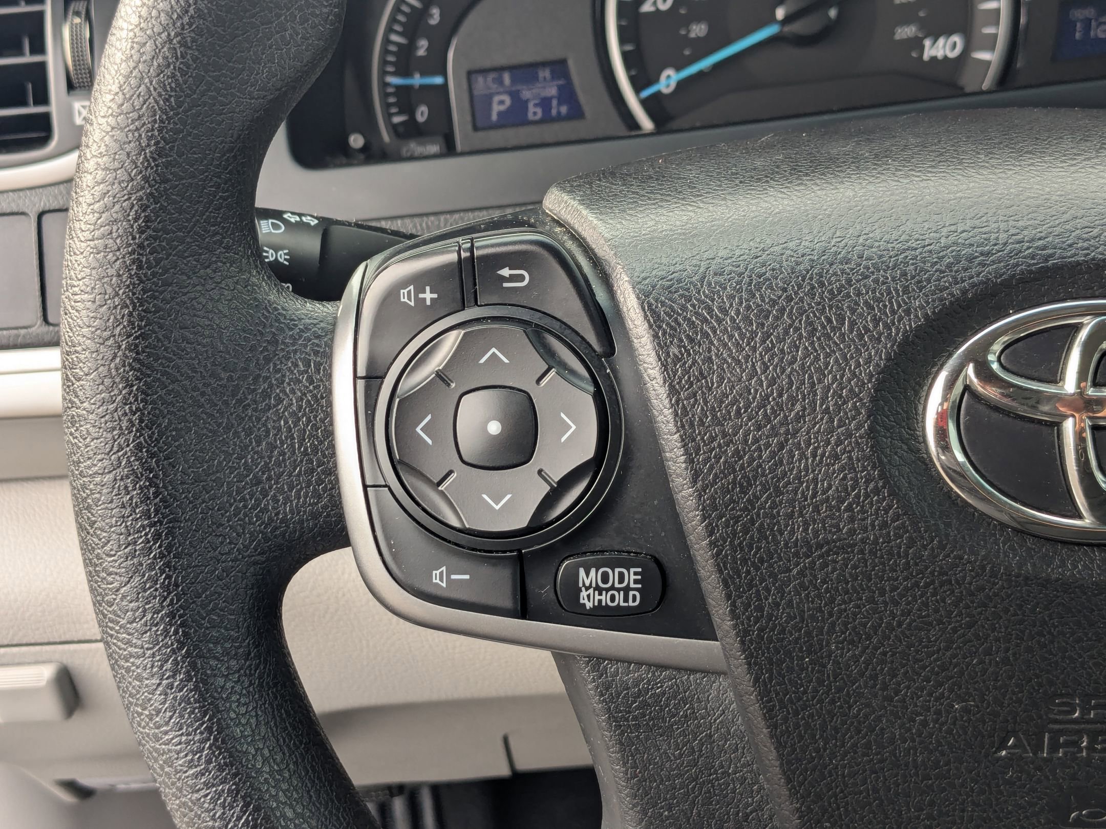 Vehicle image 15 of 34