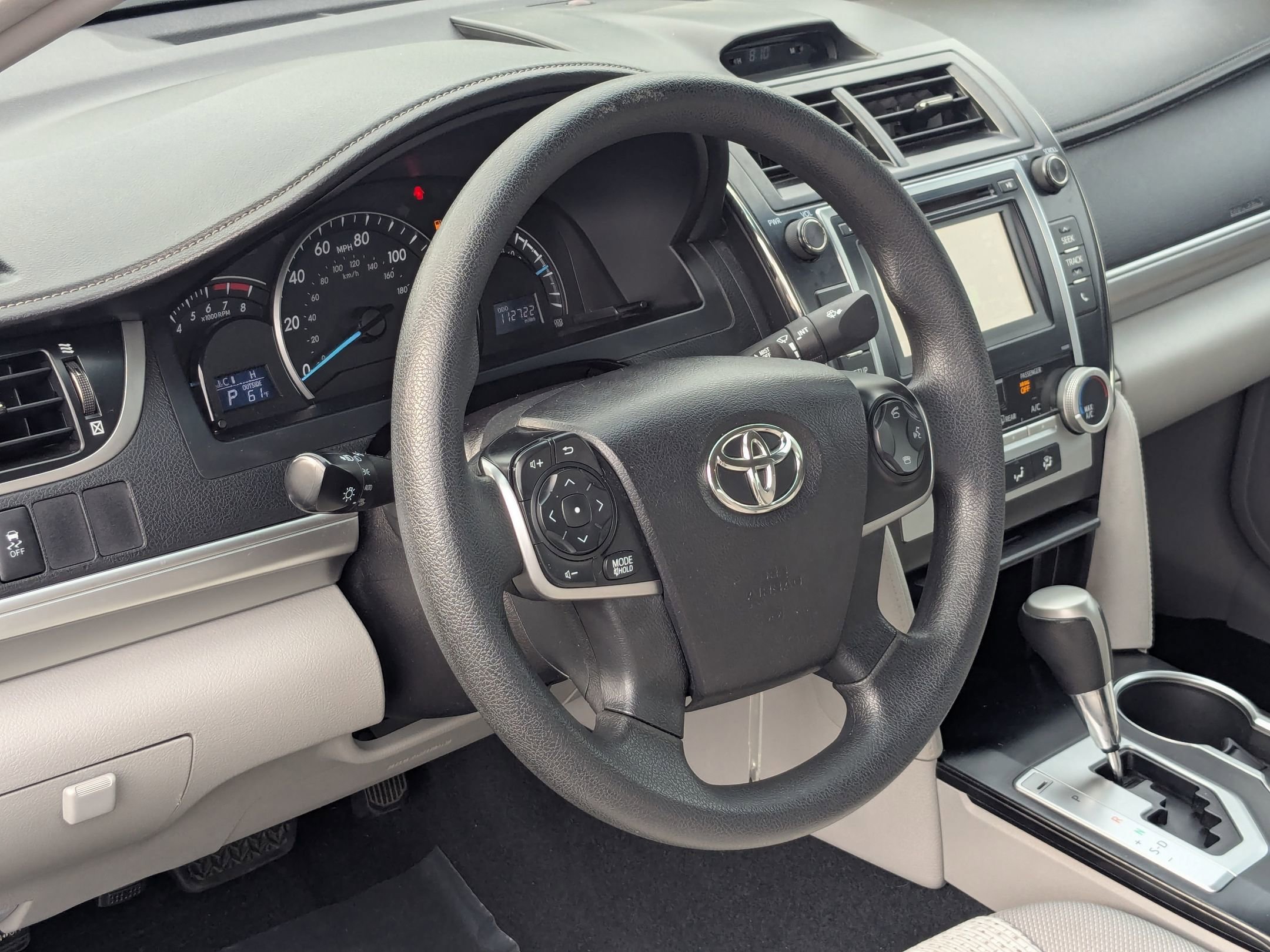 Vehicle image 14 of 34