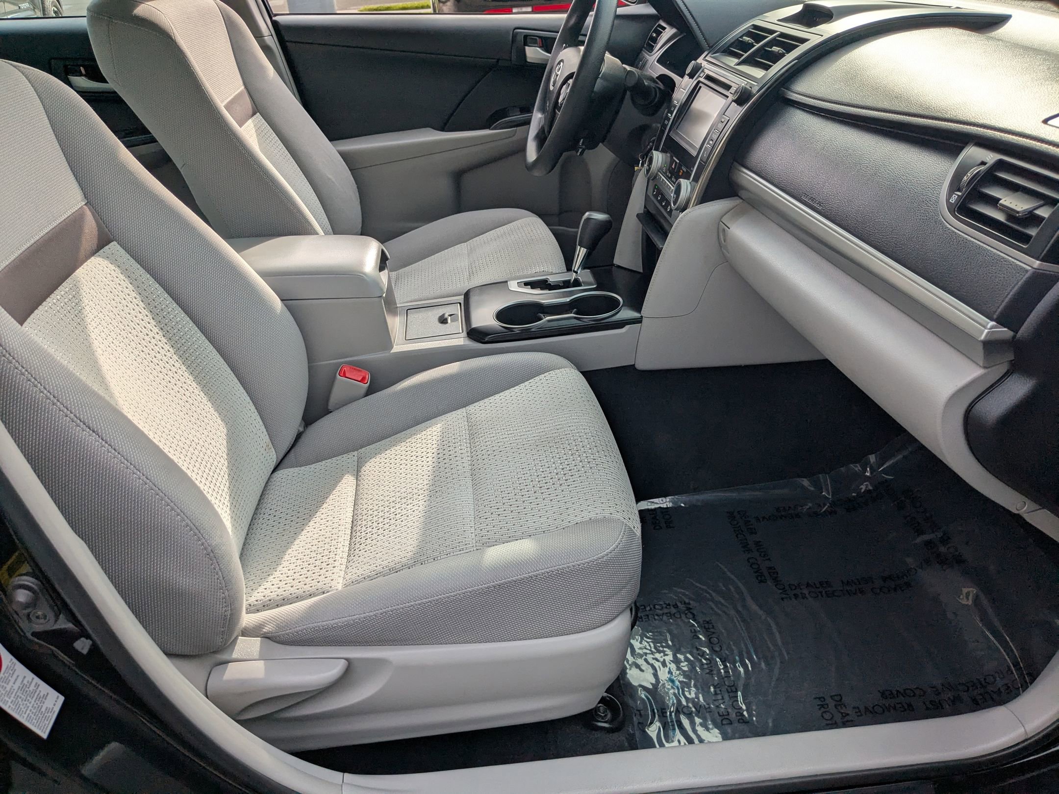 Vehicle image 33 of 34