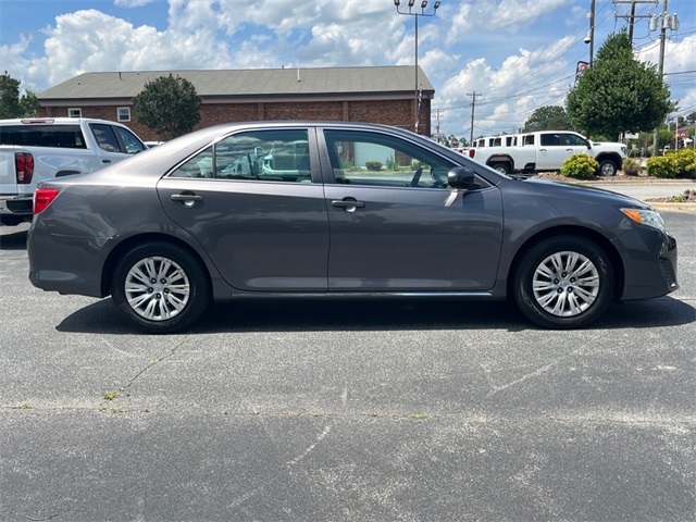Vehicle image 4 of 30