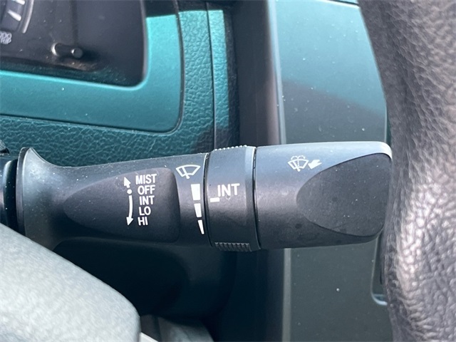 Vehicle image 19 of 30
