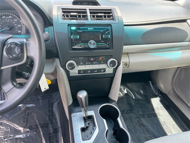 Vehicle image 10 of 30