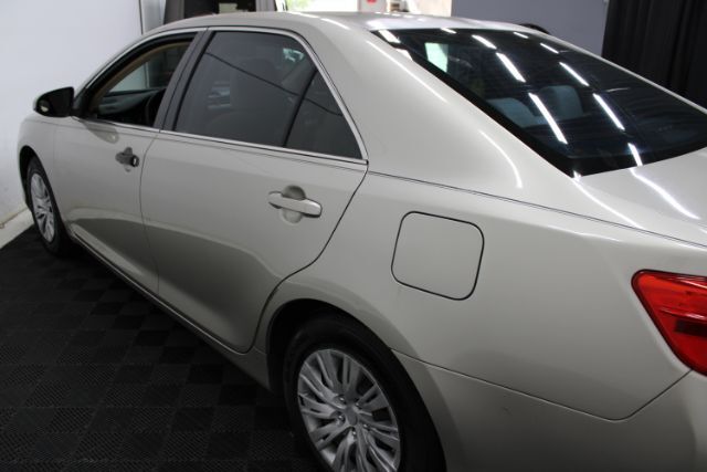 Vehicle image 4 of 23