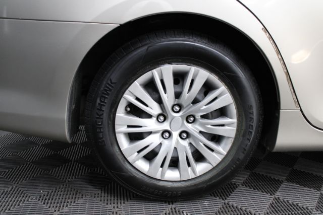 Vehicle image 12 of 23
