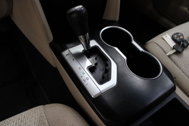 Vehicle image 8 of 23