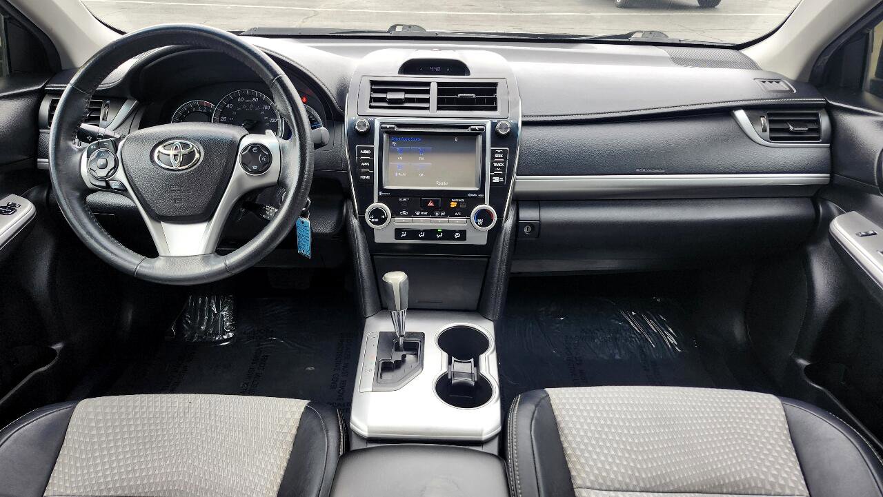 Vehicle image 18 of 41