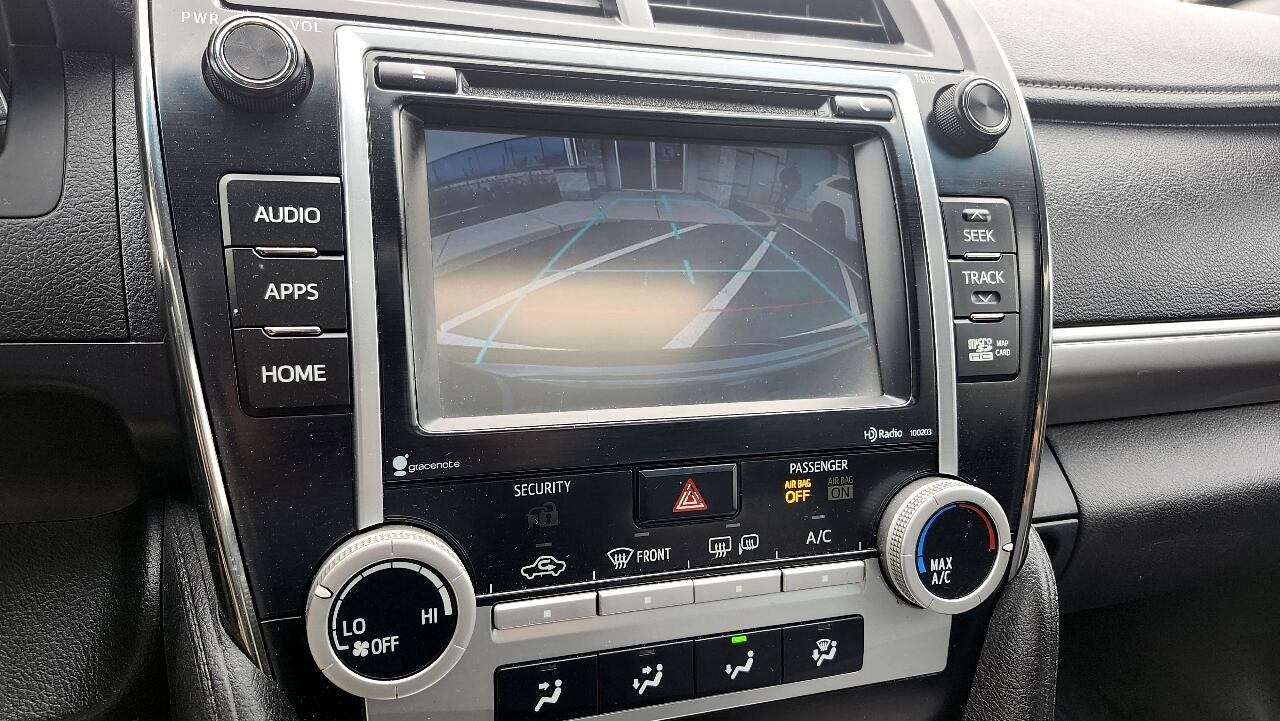 Vehicle image 20 of 41