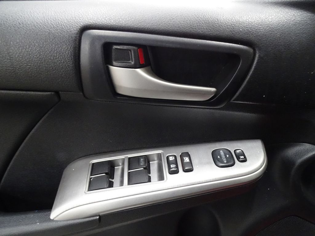 Vehicle image 12 of 35