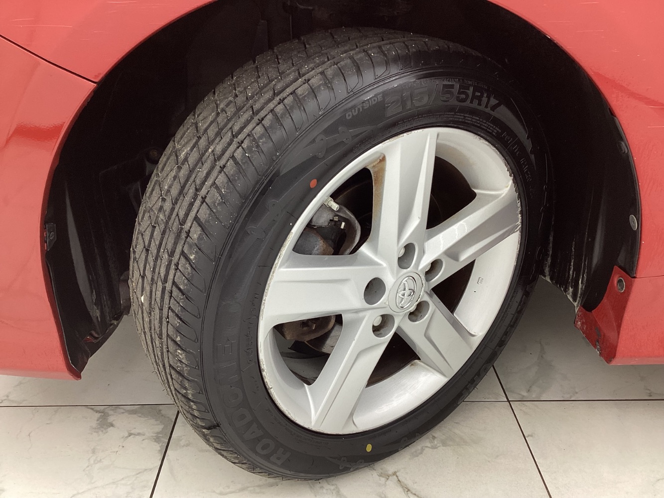 Vehicle image 40 of 45