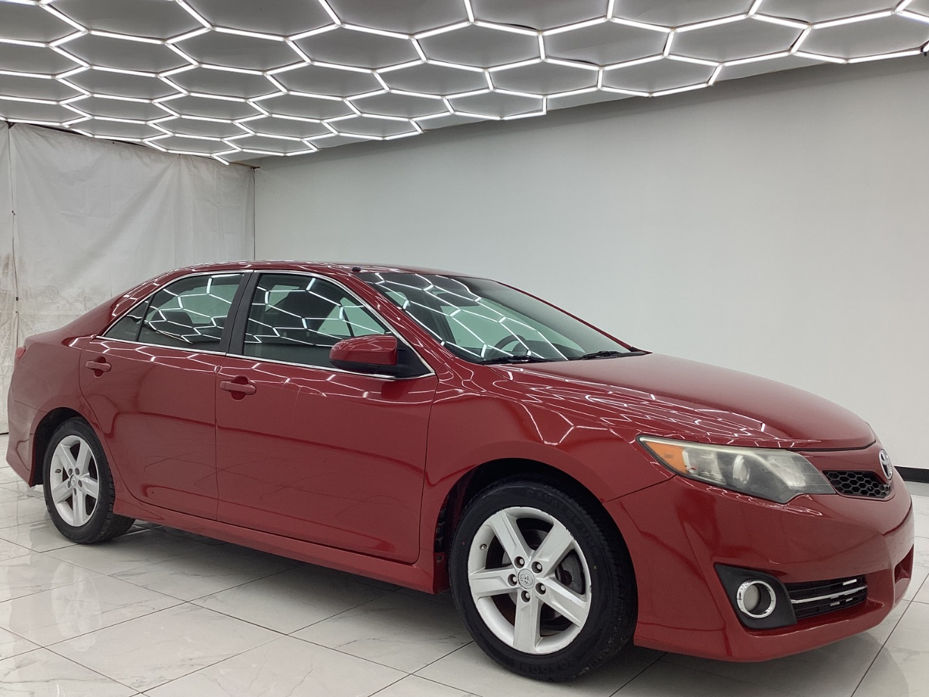 Vehicle image 8 of 45