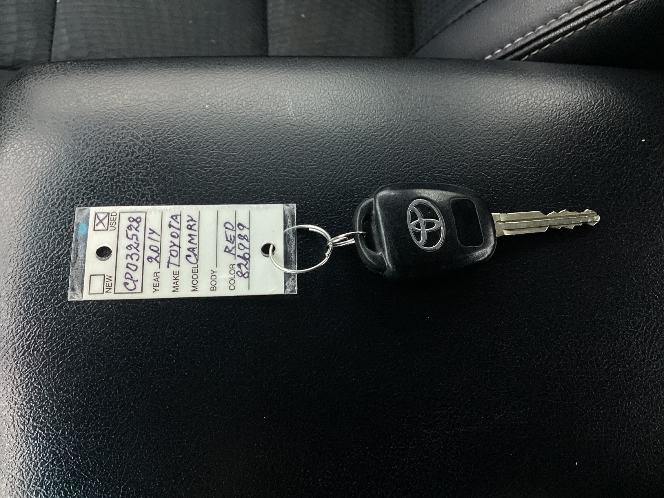 Vehicle image 37 of 45