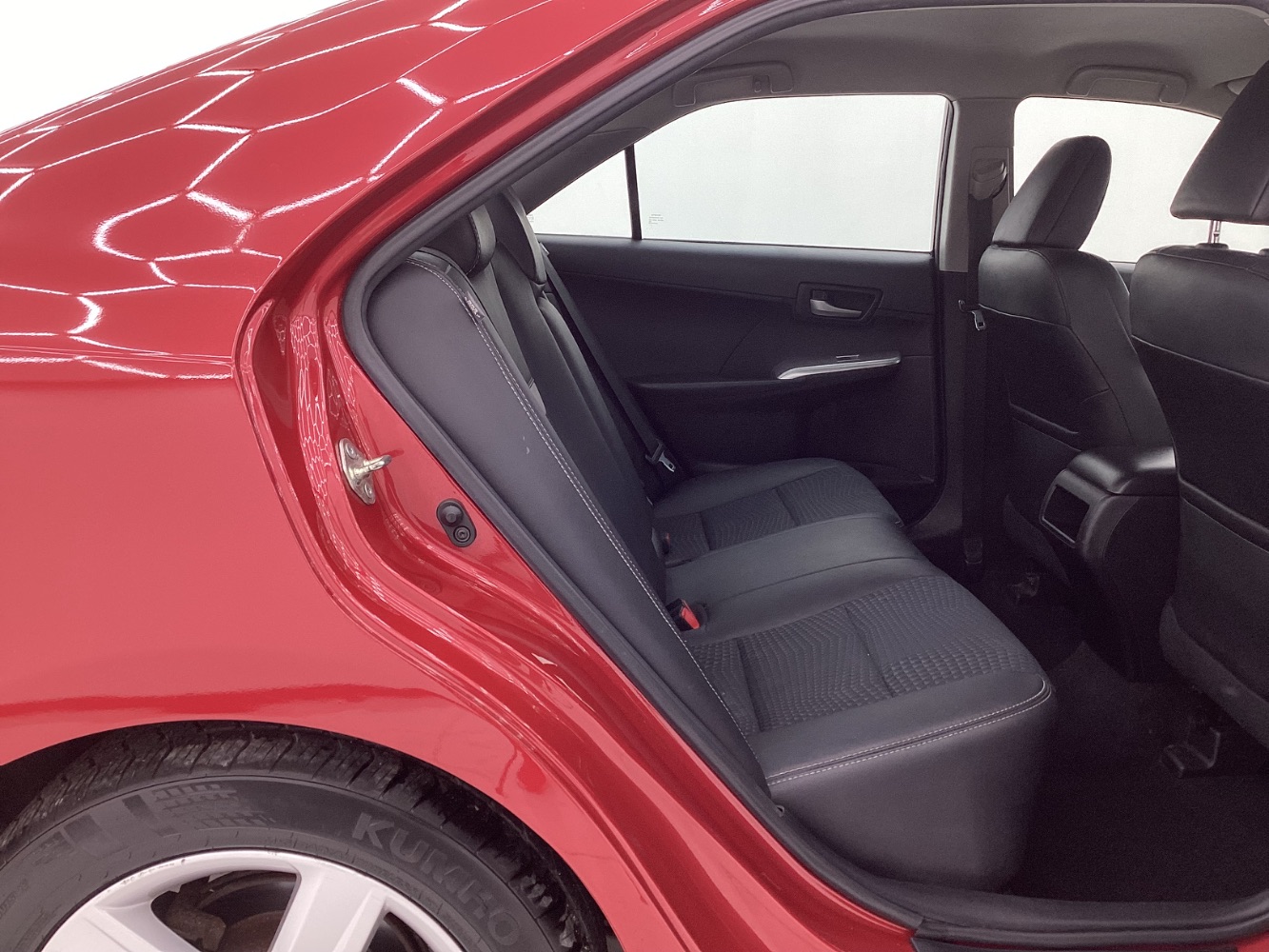 Vehicle image 19 of 45