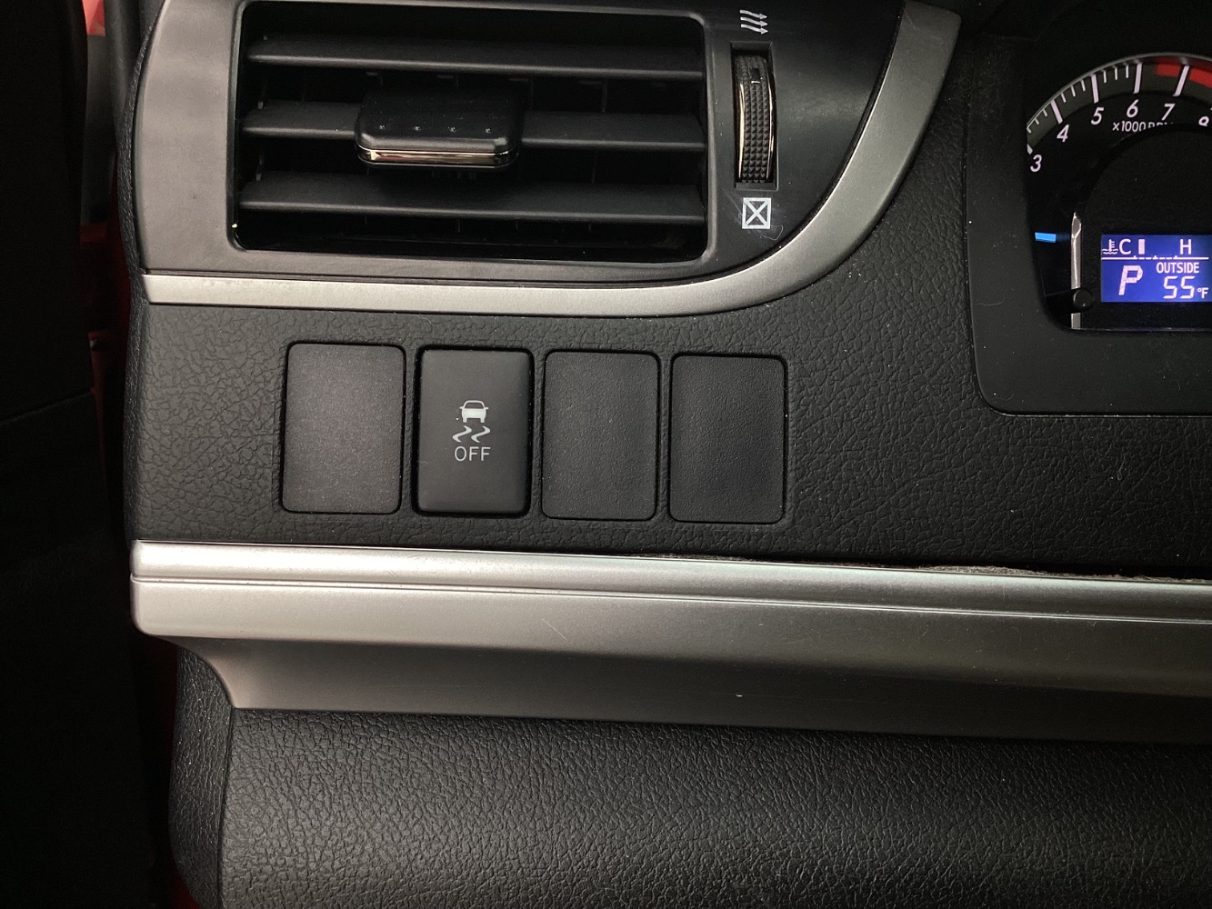 Vehicle image 34 of 45