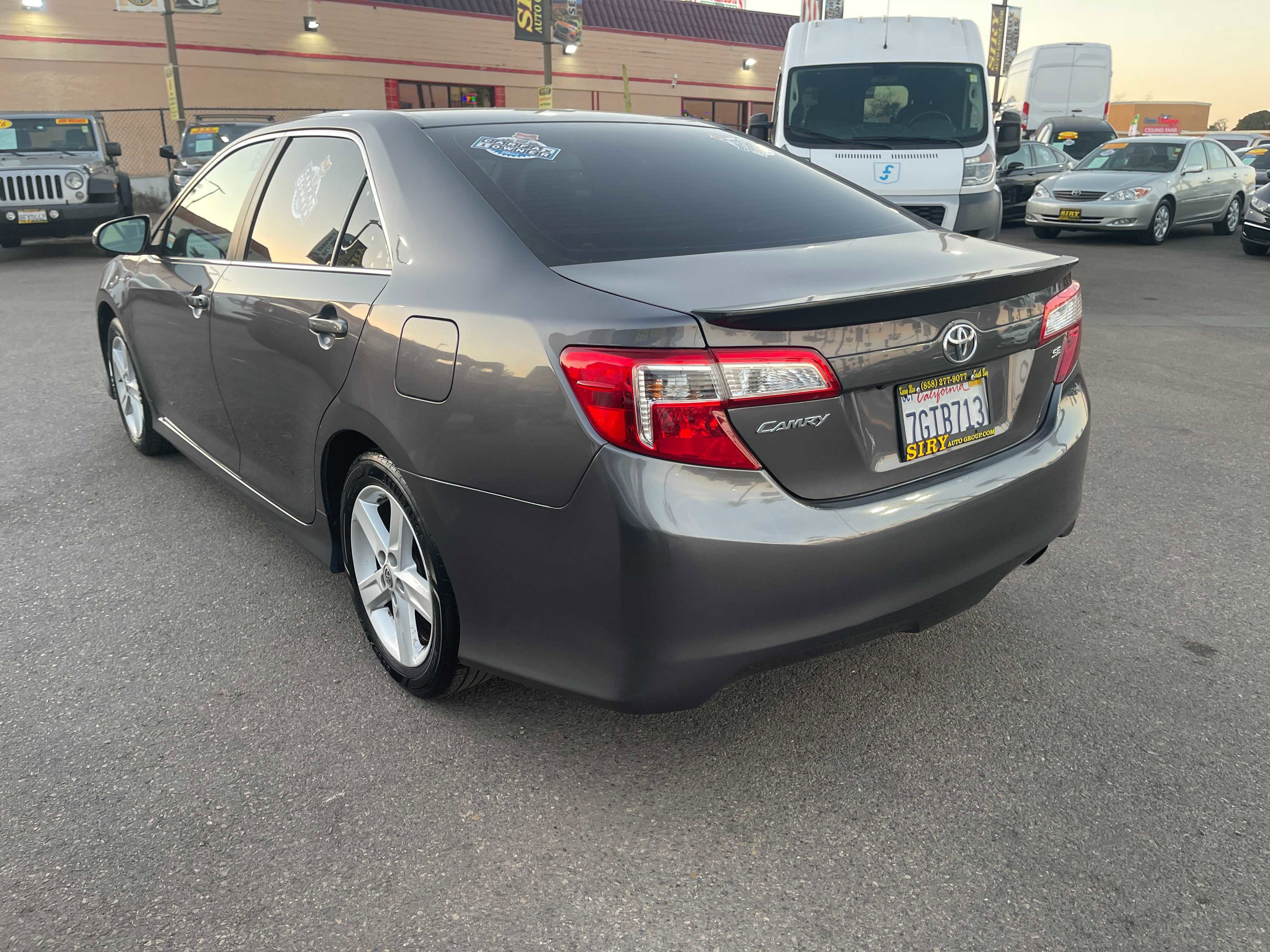 Vehicle image 6 of 23