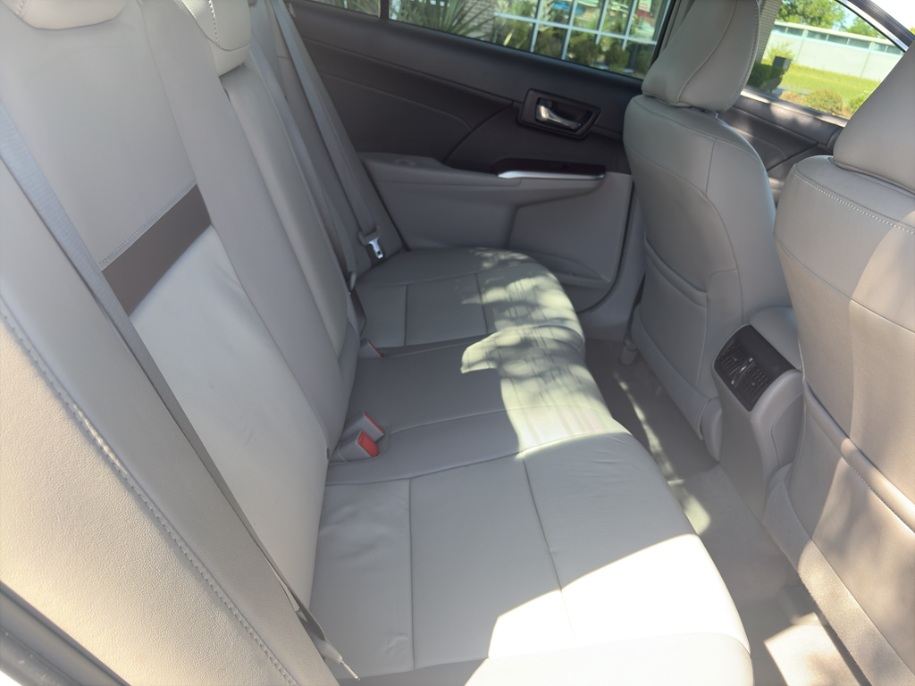 Vehicle image 22 of 27