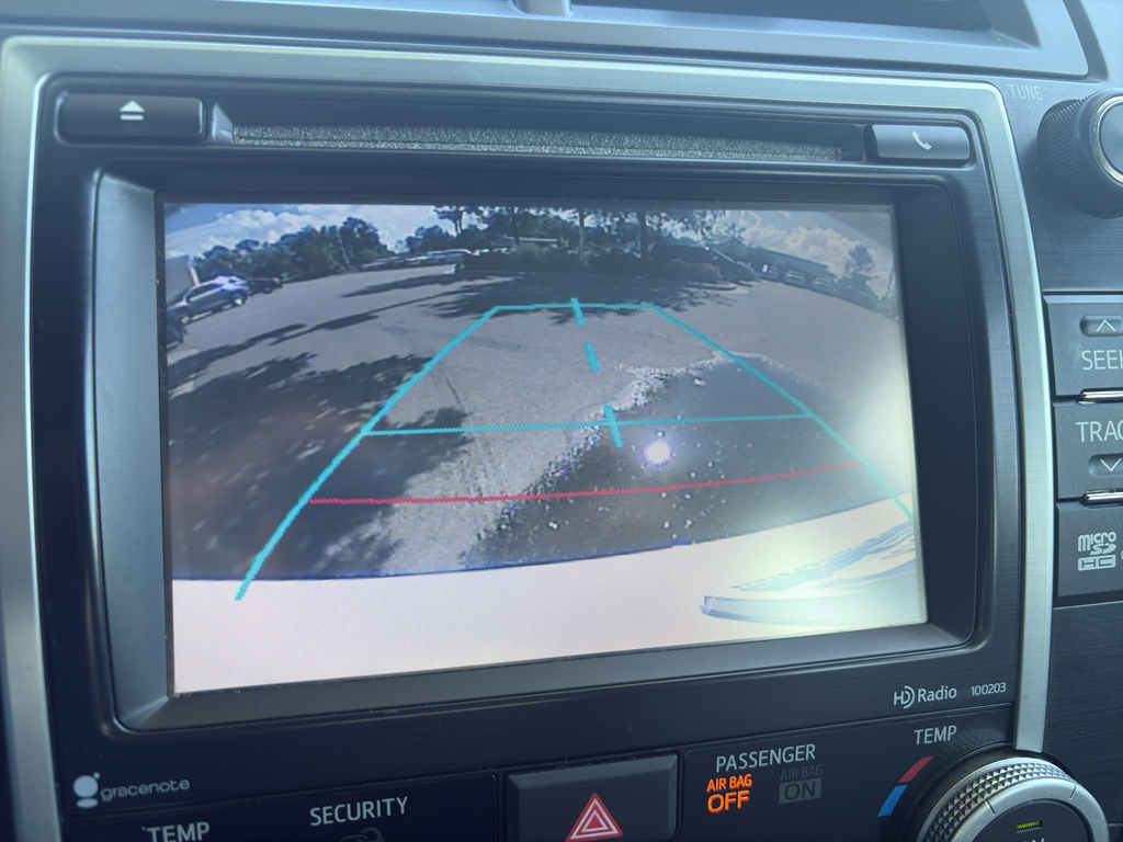 Vehicle image 13 of 27