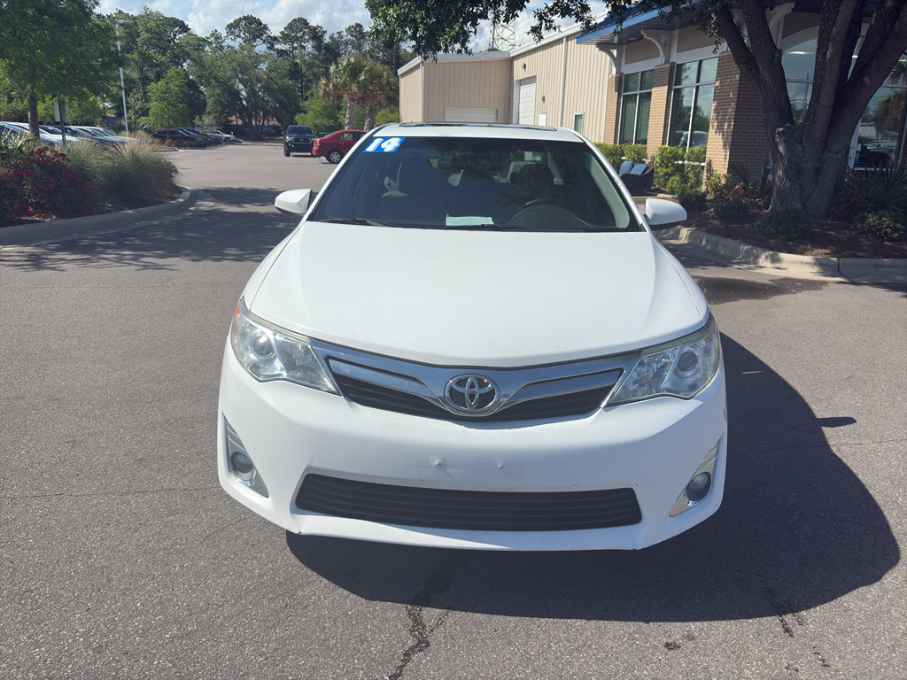 Vehicle image 2 of 27