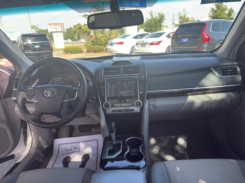 Vehicle image 20 of 27