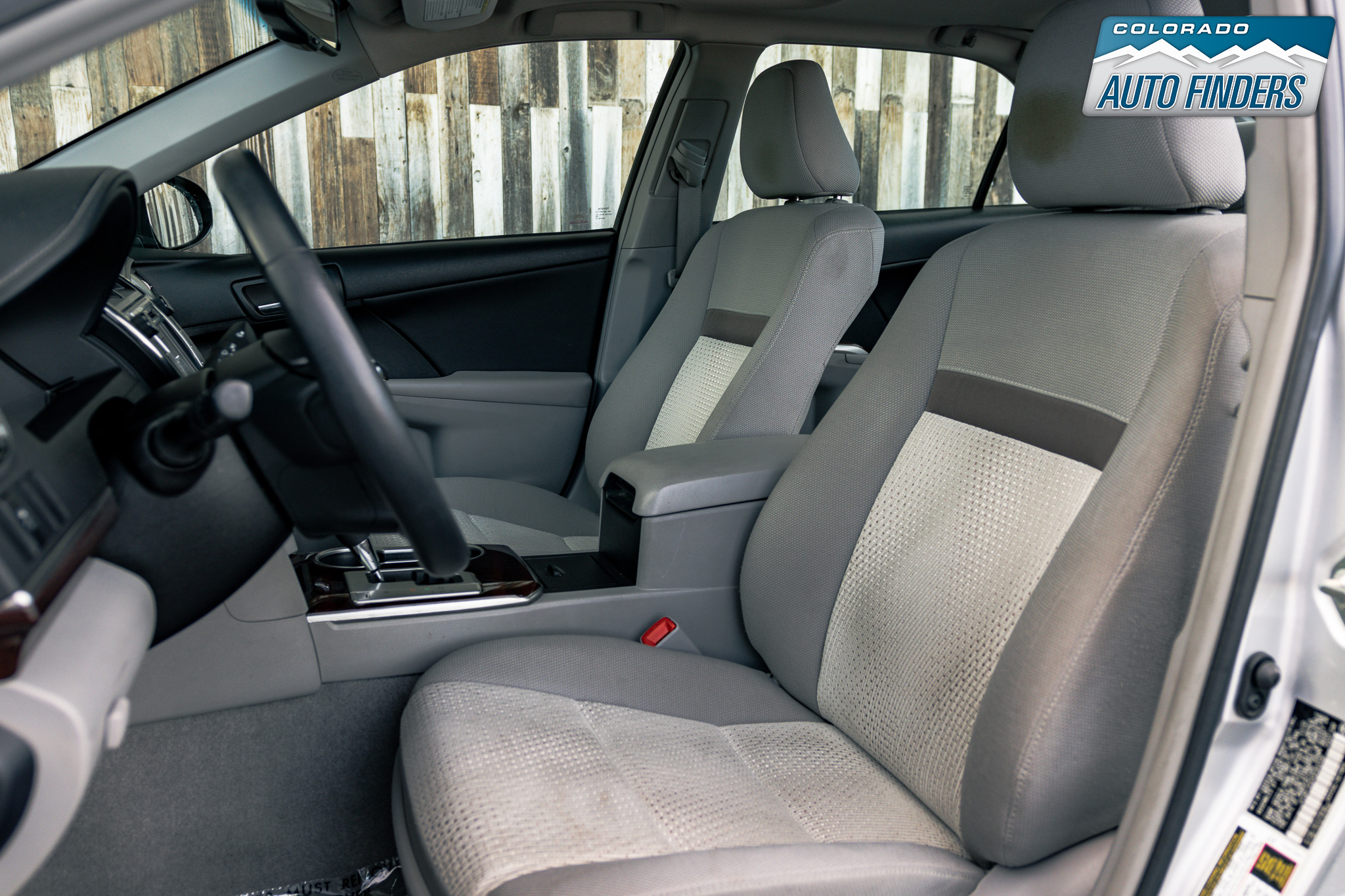 Vehicle image 11 of 28