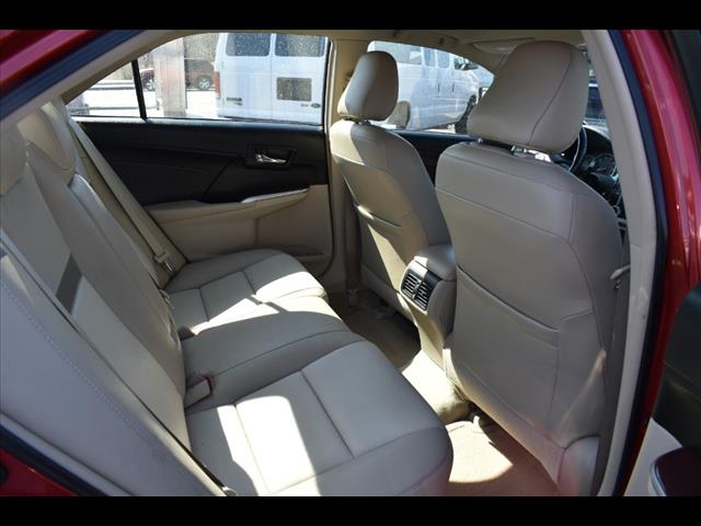 Vehicle image 10 of 17
