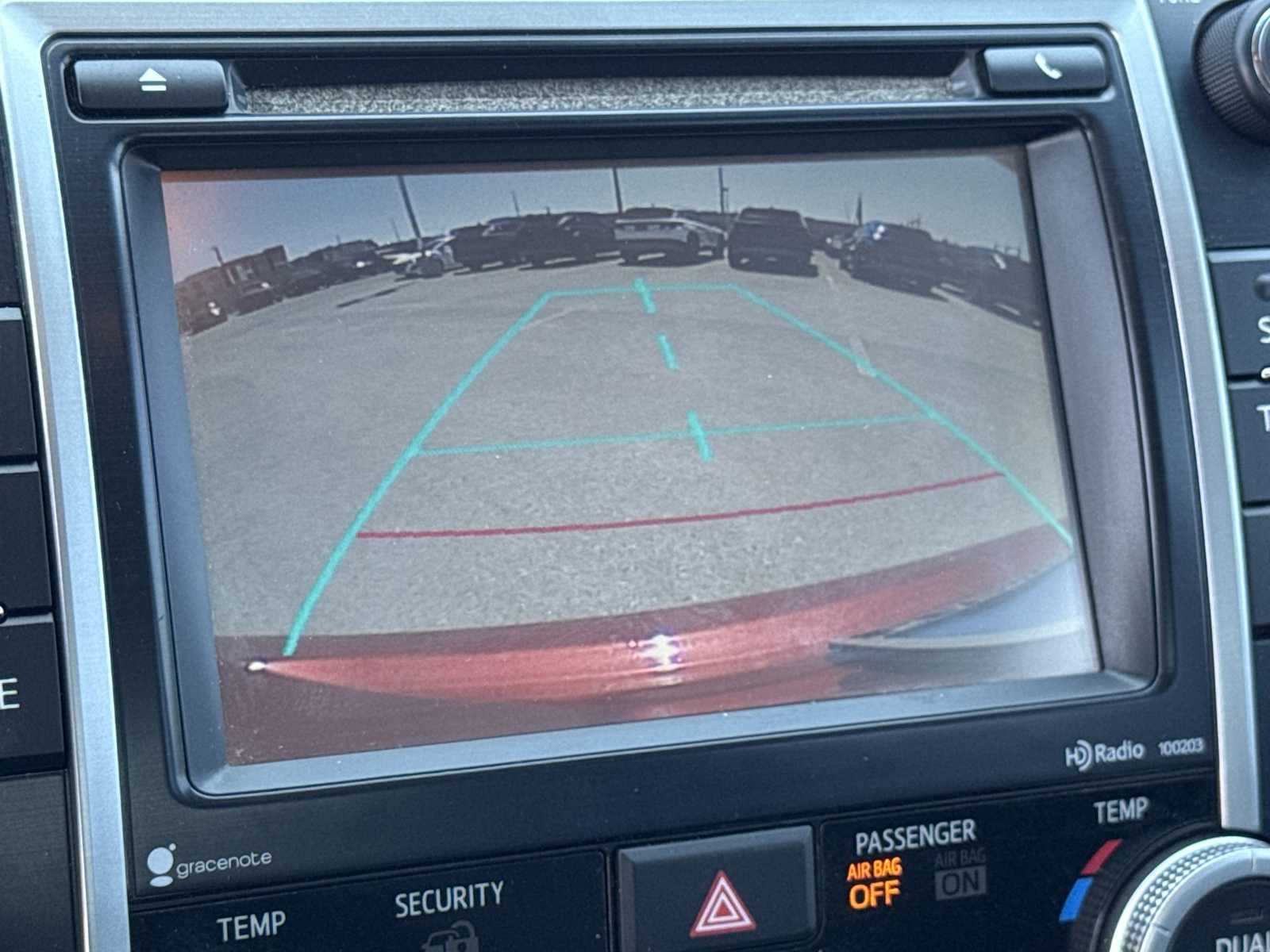 Vehicle image 23 of 28