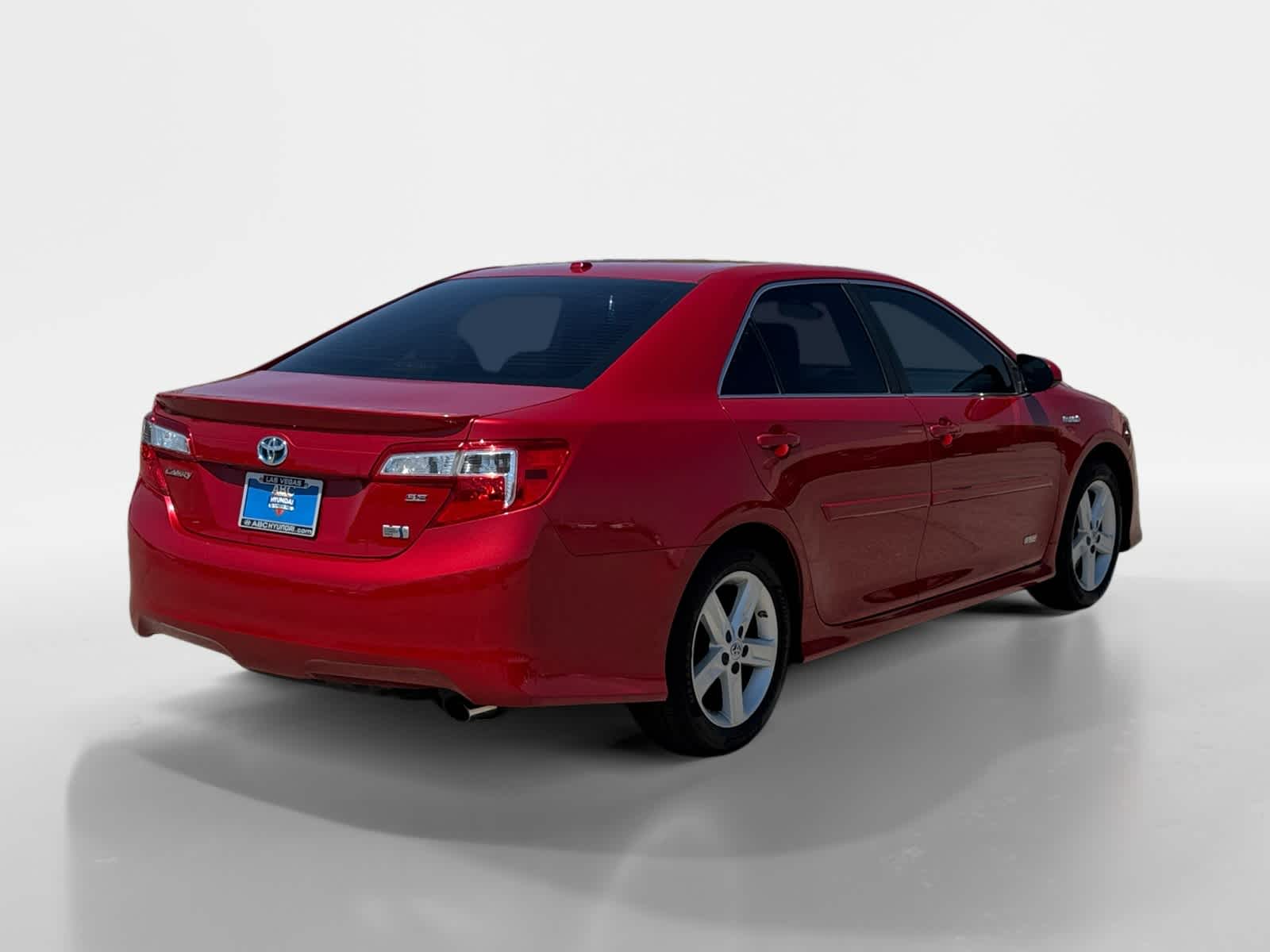 Vehicle image 5 of 28