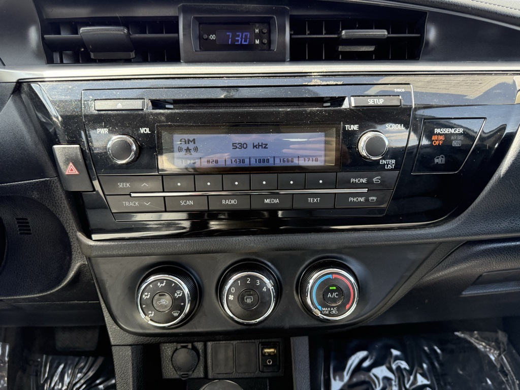 Vehicle image 20 of 34