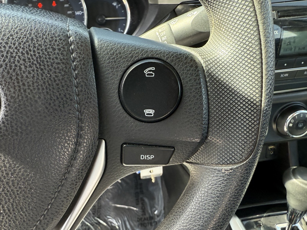 Vehicle image 17 of 34