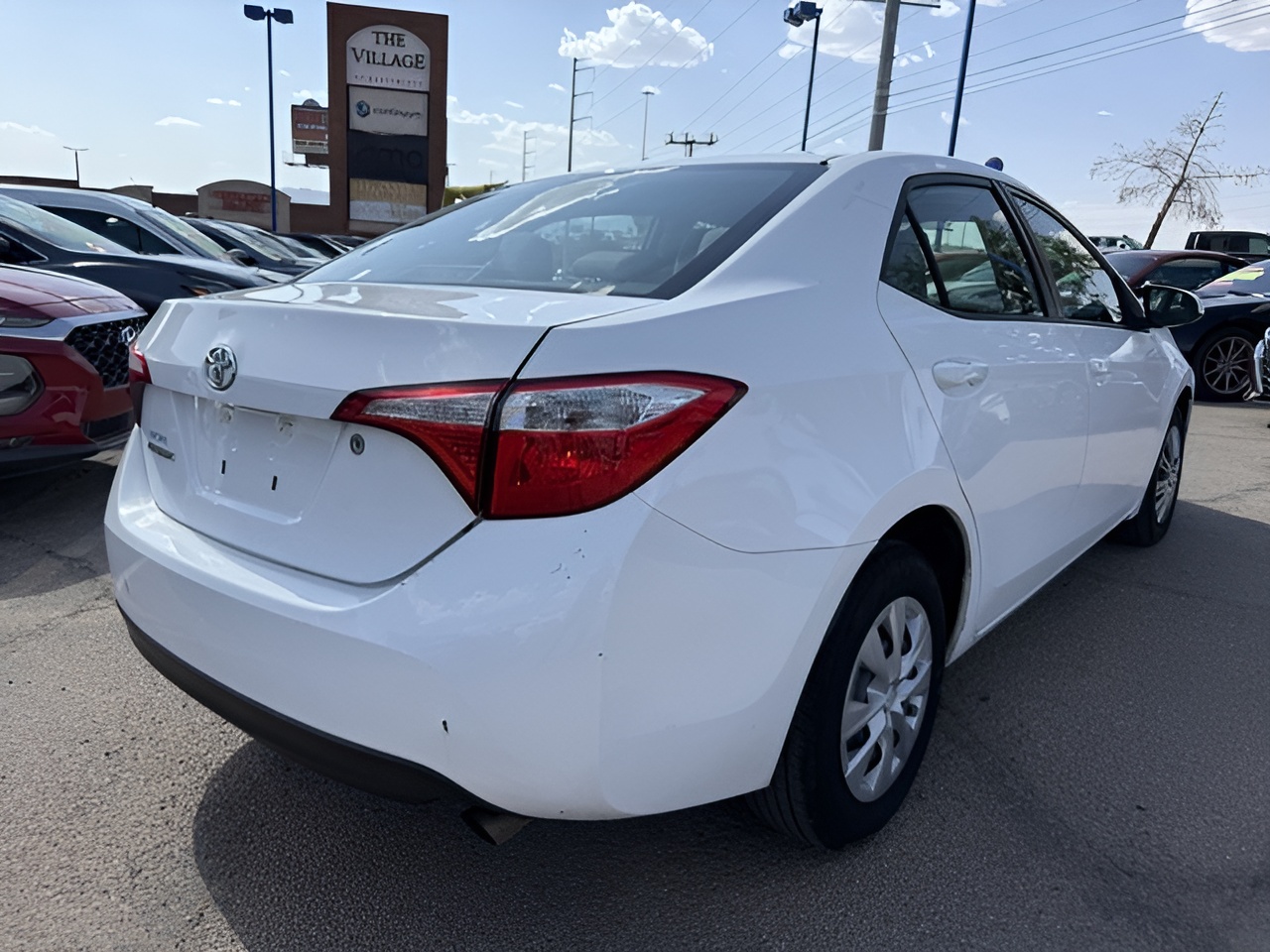 Vehicle image 31 of 34