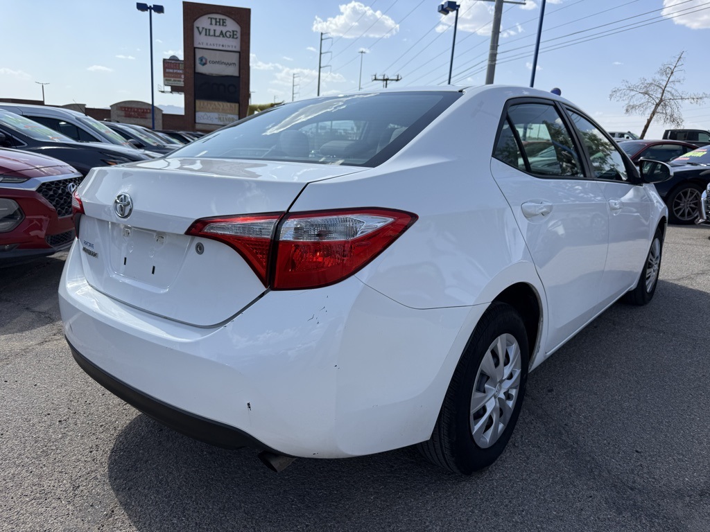 Vehicle image 4 of 34