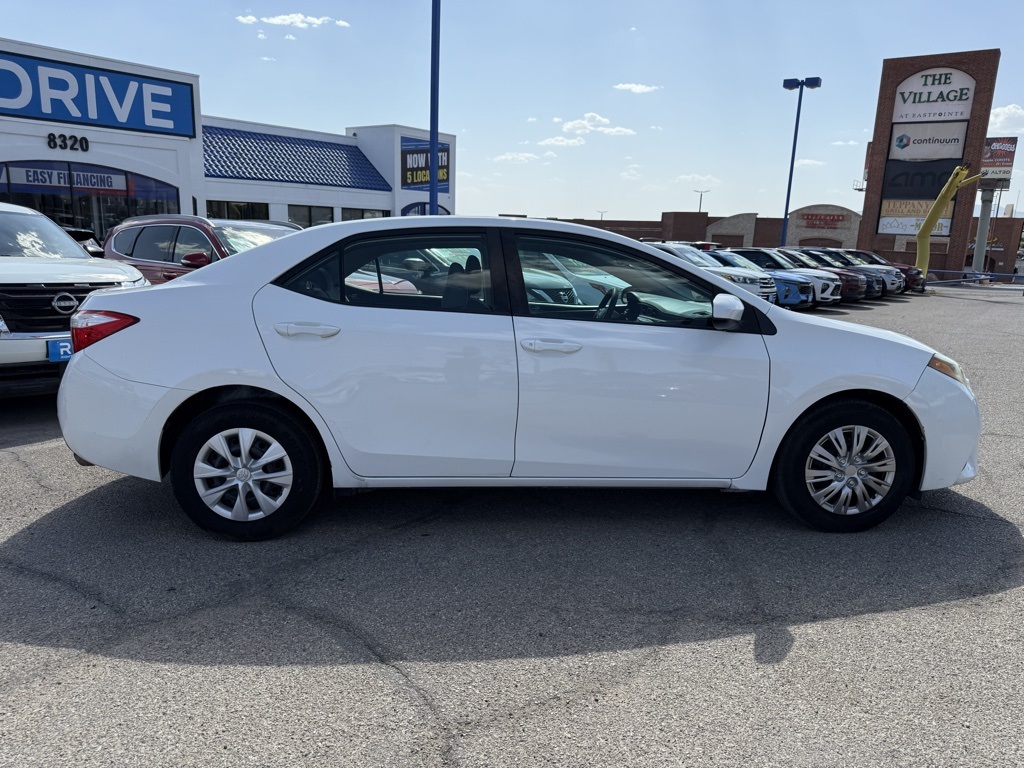 Vehicle image 3 of 34