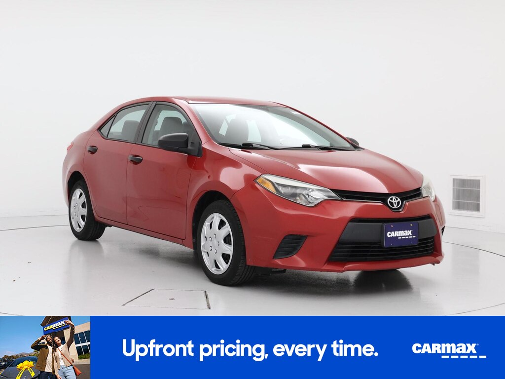 2014 Toyota Corolla LE Image 3 of 21