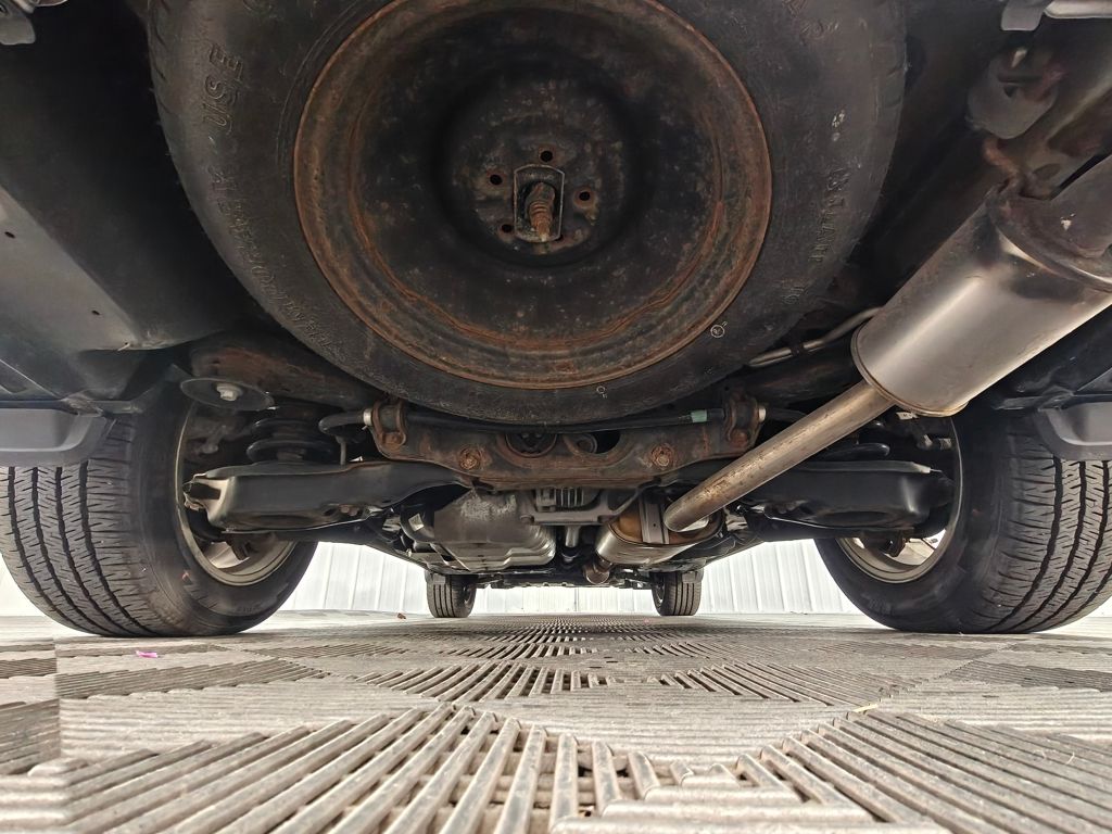 Vehicle image 61 of 66