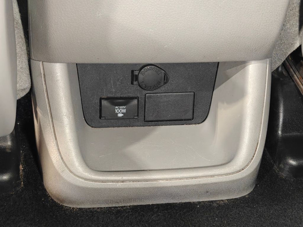 Vehicle image 51 of 66