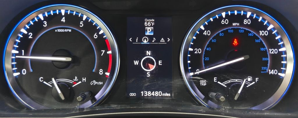Vehicle image 64 of 66