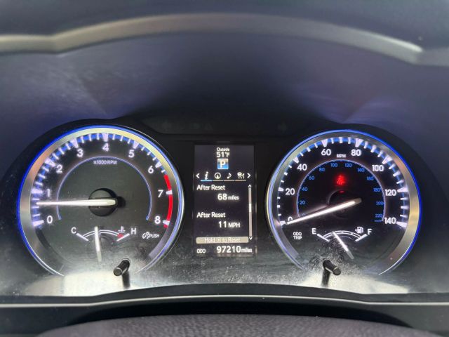 Vehicle image 10 of 36