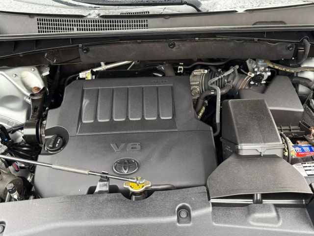 Vehicle image 27 of 36