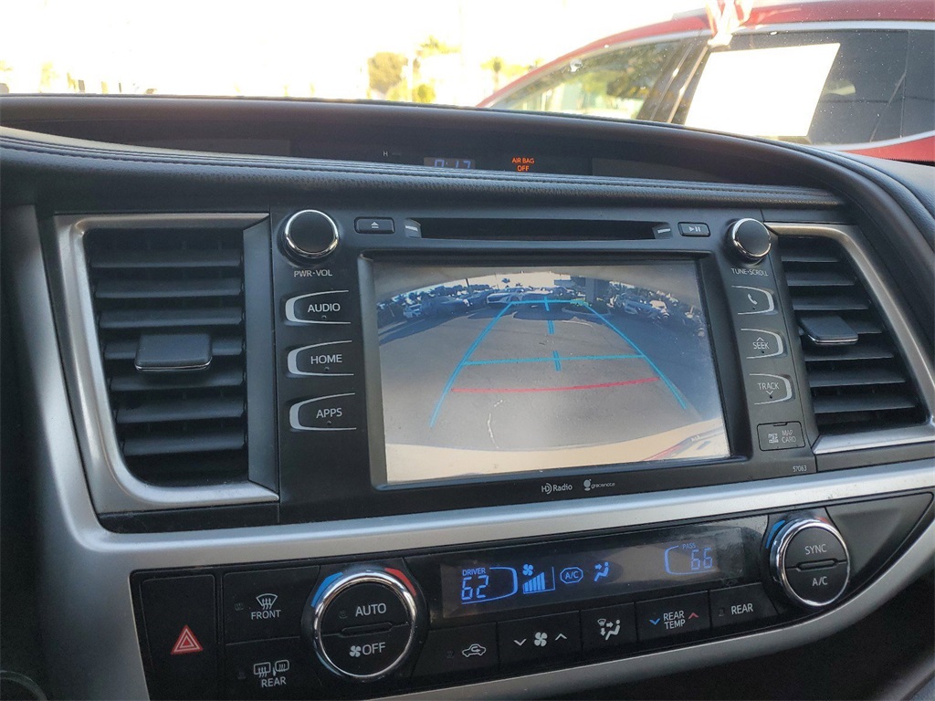 Vehicle image 25 of 25