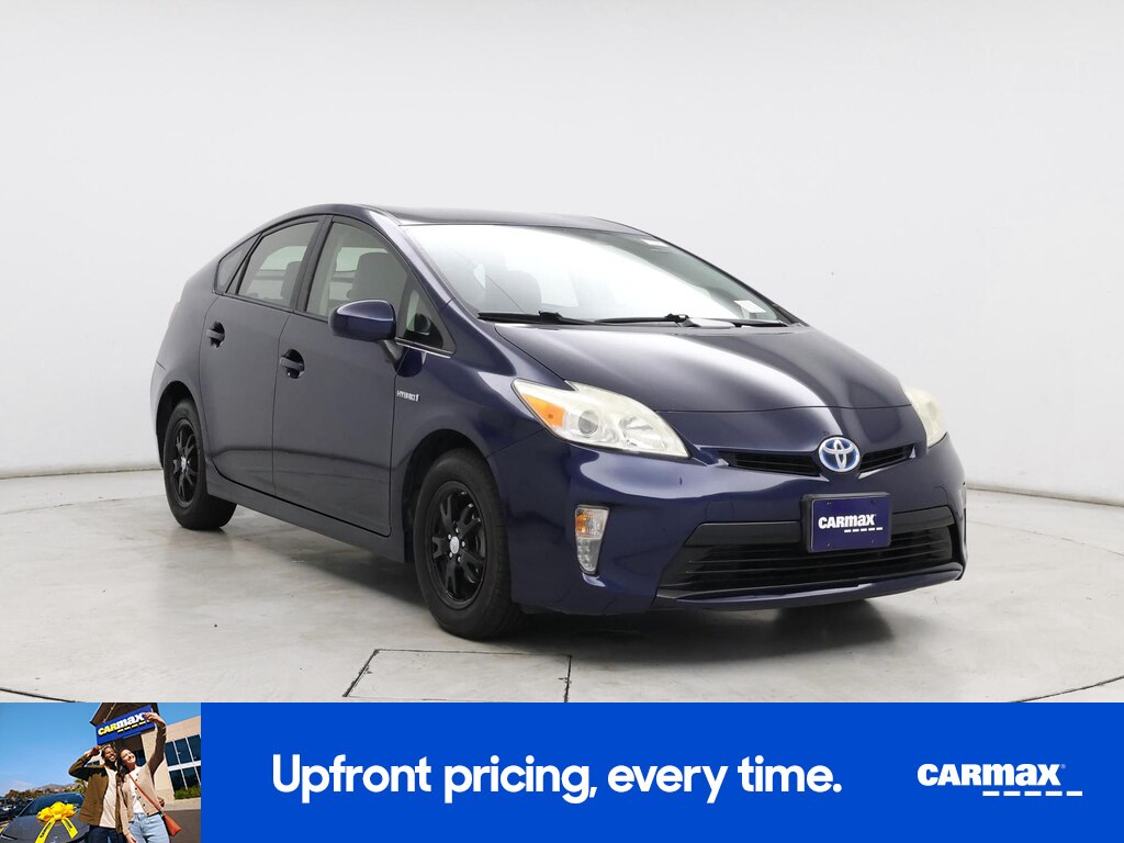 2014 Toyota Prius Four Image 3 of 22