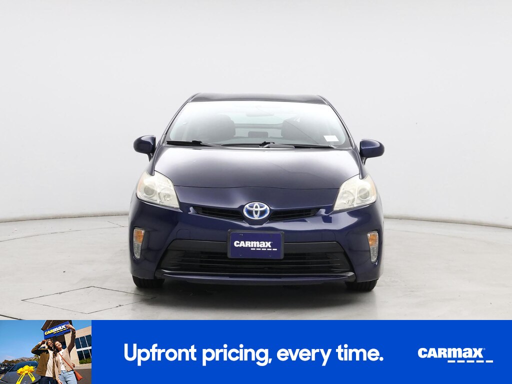 2014 Toyota Prius Four Image 2 of 22