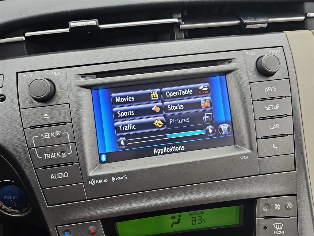 Vehicle image 27 of 45