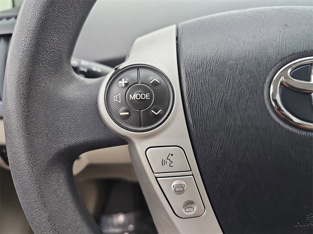 Vehicle image 22 of 45